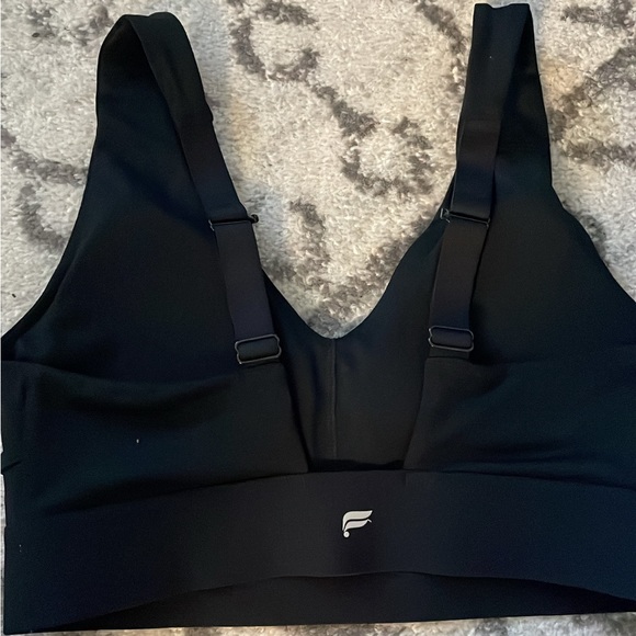 Fabletics All Day Everyday Low Impact Bra. - Picture 5 of 7